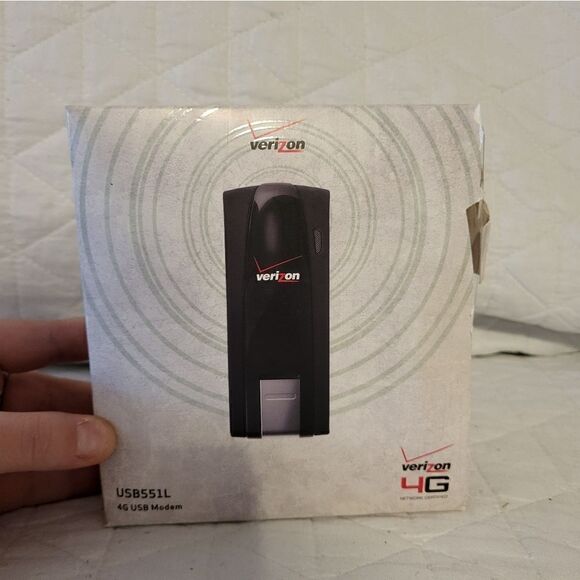 NWT Verizon 4G USB modem - Picture 1 of 10